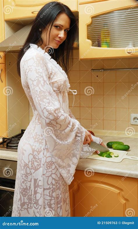 donne nude in cucina|italia cucina porno Search